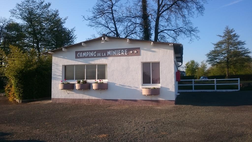 Camping De La Miniere Форж-лез-О Екстериор снимка